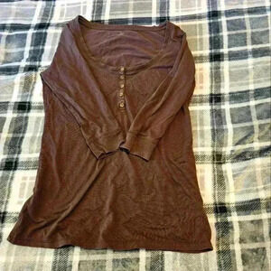 Gap, Women's size medium, brown, half sleeve, scoop neck, blouse